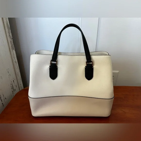 Kate Spade 2 tone Cream Tote Bag with black accents - Picture 2 of 9